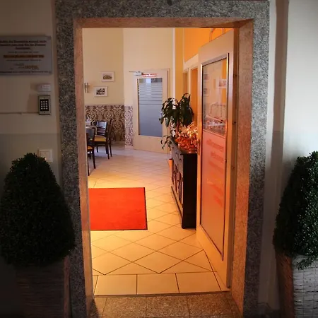 Stadthotel Regensburg-3